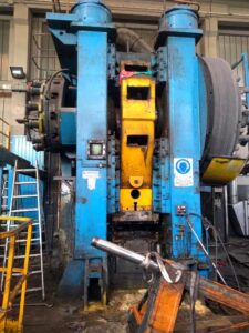 Presse de forgeage à chaud TMP Voronezh KB8042 - 1600 tonne (Photo 11)