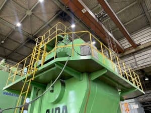 Presse de forgeage à froid Aida PK-200 - 2000 tonne (Photo 3)