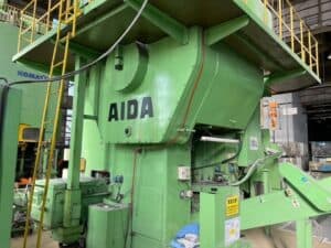 Presse de forgeage à froid Aida PK-200 - 2000 tonne (Photo 17)
