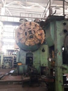 Presse de forgeage à chaud TMP Voronezh AKKB8042 - 1600 tonne (Photo 3)