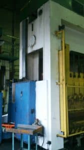 Presse hydraulique Litostroj HVO-2-630 - 630 tonne (Photo 4)