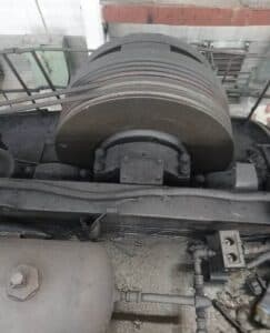 Presse d'ébavurage TMP Voronezh K2540 - 1000 tonne (Photo 1)