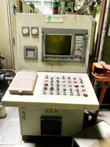 Presse de forgeage à chaud Rovetta FO4000/CS - 400 tonne (Photo 4)