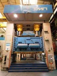 Presse d'estampage TMP Voronezh KB4043 - 2000 tonne ID: 76332