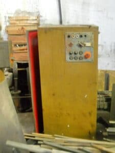 Presse à vis Chimkent F1734A - 250 tonne (Photo 9)