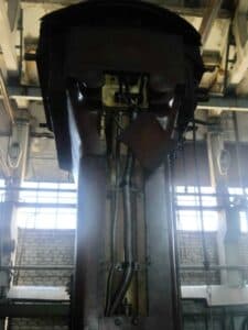 Presse à vis Chimkent F1734A - 250 tonne (Photo 17)