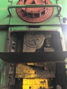 Presse de forgeage à chaud Smeral LZK 1600 P - 1600 tonne (Photo 3)