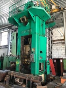 Presse d'ébavurage TMP Voronezh KB2536 - 400 tonne ID: 75219