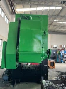 Presse à genouillère Barnaul K8342 - 1600 tonne (Photo 4)