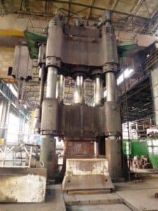 Presse de forgeage en matrice ouverte Dnepropress PA1345 - 3200 tonne (Photo 8)