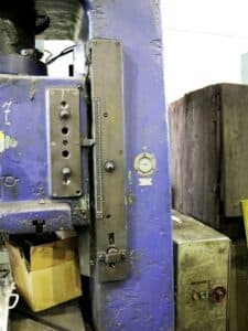 Presse à vis Weingarten P 180 - 240 tonne (Photo 10)