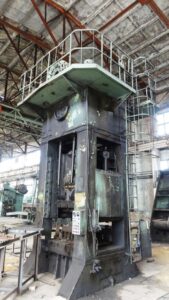 Presse d'ébavurage TMP Voronezh K9538 - 630 tonne (Photo 13)