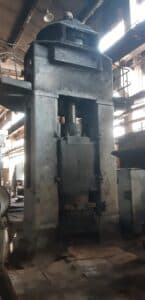Presse à vis Stanko F1738 - 630 tonne (Photo 1)