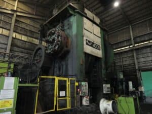 Presse de forgeage à chaud TMP Voronezh KB8546 - 4000 tonne (Photo 3)