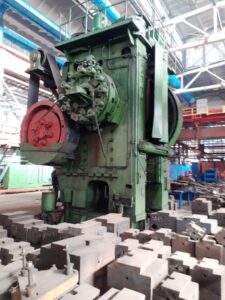 Presse de forgeage à chaud TMP Voronezh K8544 - 2500 tonne (Photo 1)