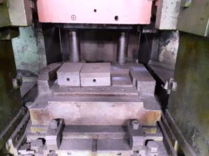 Presse de forgeage à chaud TMP Voronezh K8544 - 2500 tonne (Photo 6)
