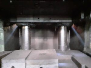 Presse de forgeage à chaud TMP Voronezh K8544 - 2500 tonne (Photo 5)