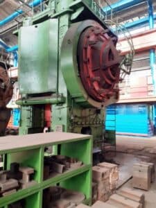 Presse de forgeage à chaud TMP Voronezh K8544 - 2500 tonne ID: 75709