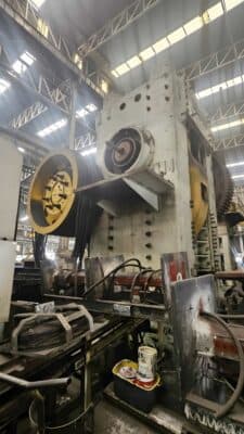 Presse de forgeage à chaud NKMZ Kramatorsk 6300 - 6300 tonne (Photo 3)